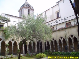 Sorrento-SanFrancesco.jpg (41674 byte)